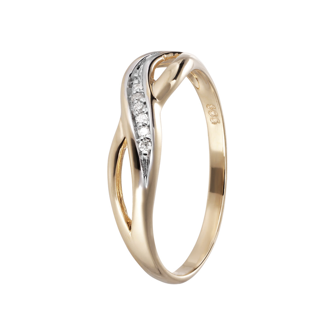Ring i 14 kt. guld m. 6 diamanter