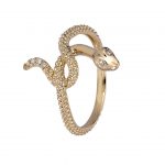 Ring i 14kt. guld m. 6 brillanter.